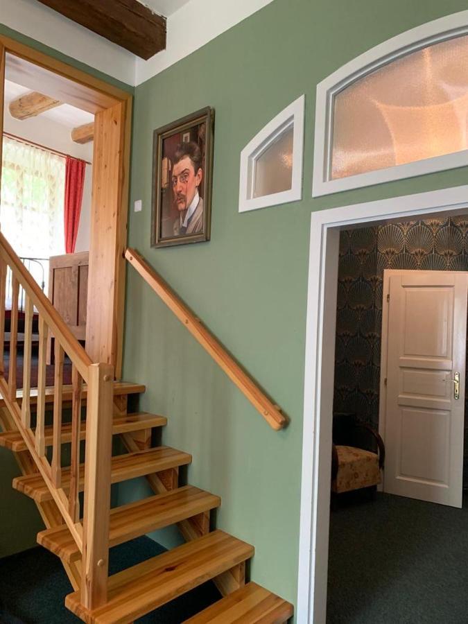 Hotel Zámek Jindřichovice Kolinec Esterno foto