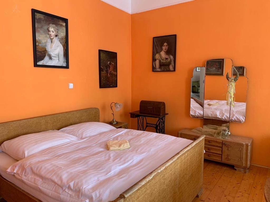 Hotel Zámek Jindřichovice Kolinec Esterno foto