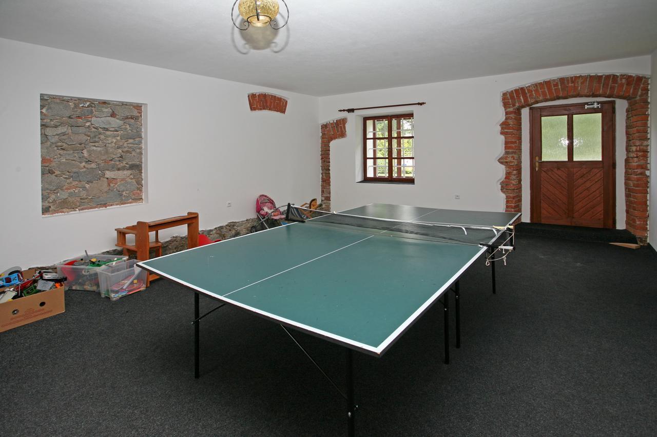 Hotel Zámek Jindřichovice Kolinec Esterno foto